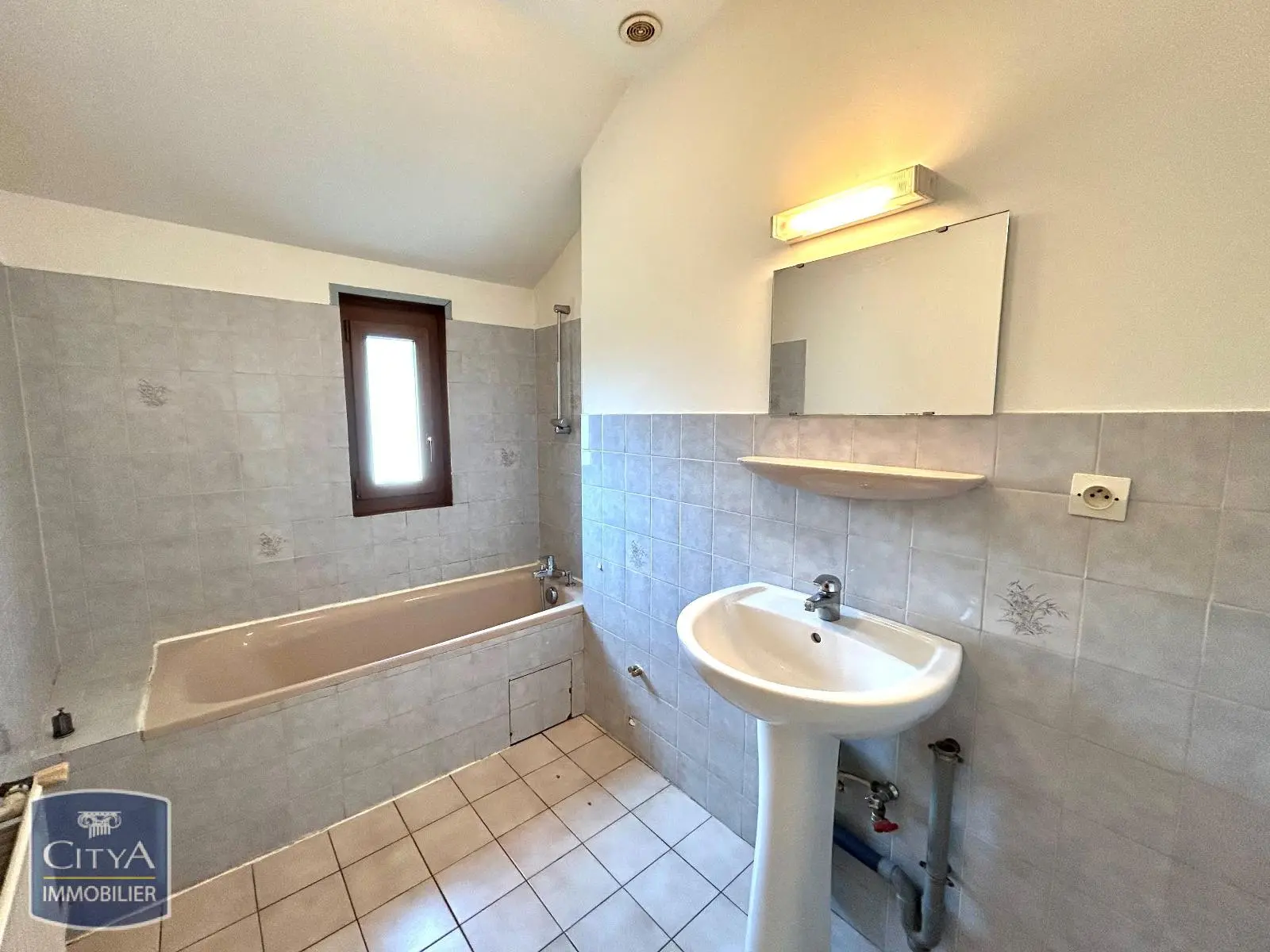 Photo 11 Appartement 5 pièces 95.24m²