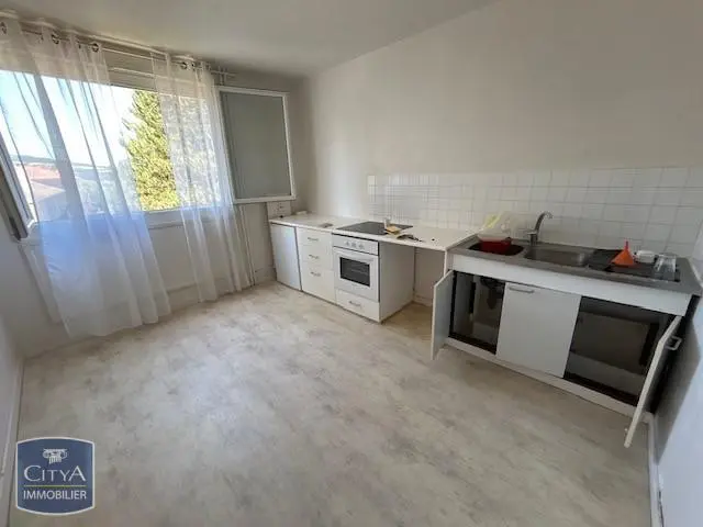Photo 1 Appartement 1 pièce 33.79m²