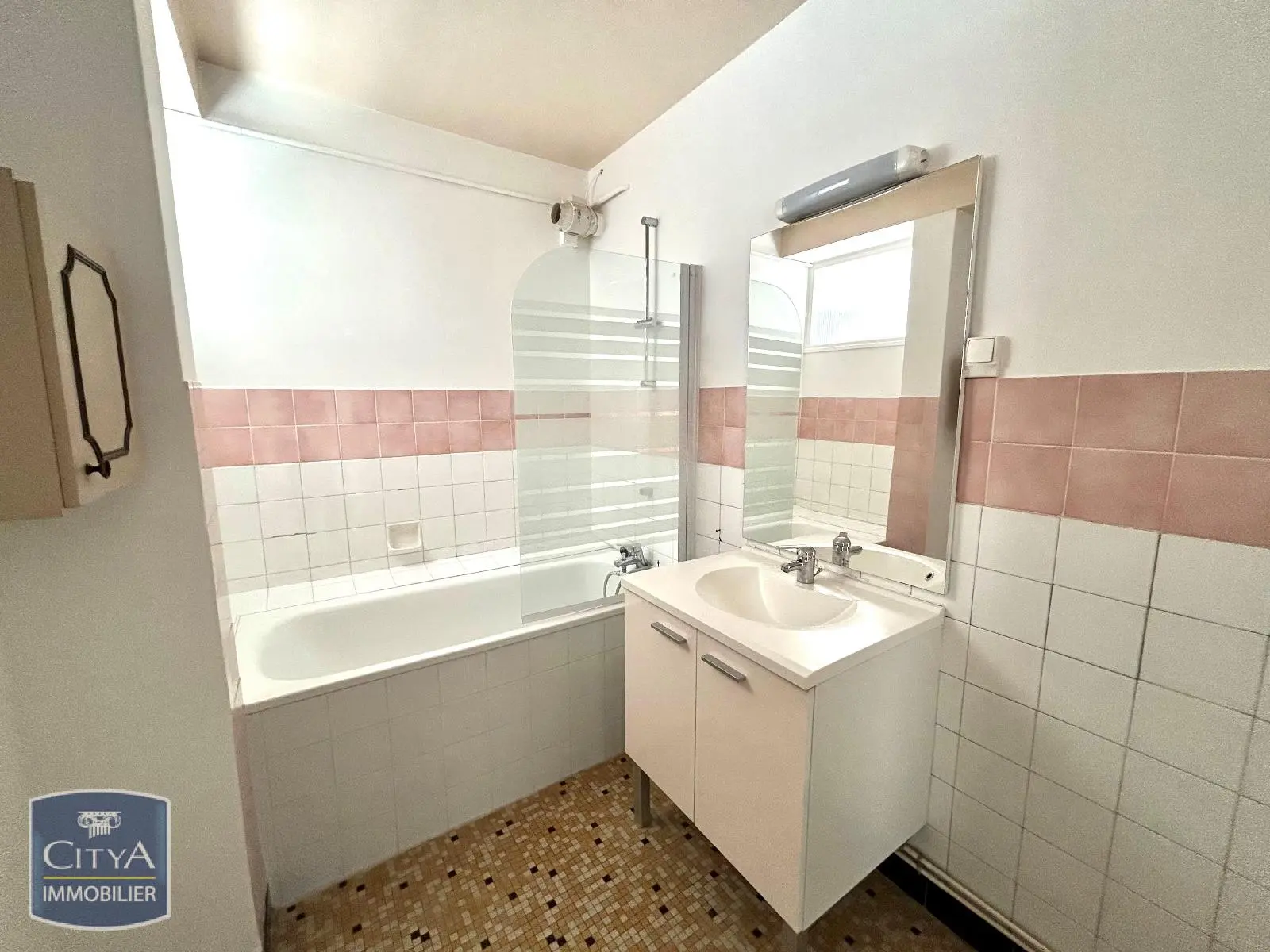 Photo 11 Appartement 4 pièces 104.45m²