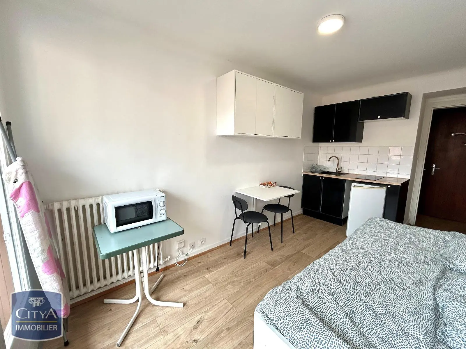 Photo 2 Appartement 1 pièce 13.48m²