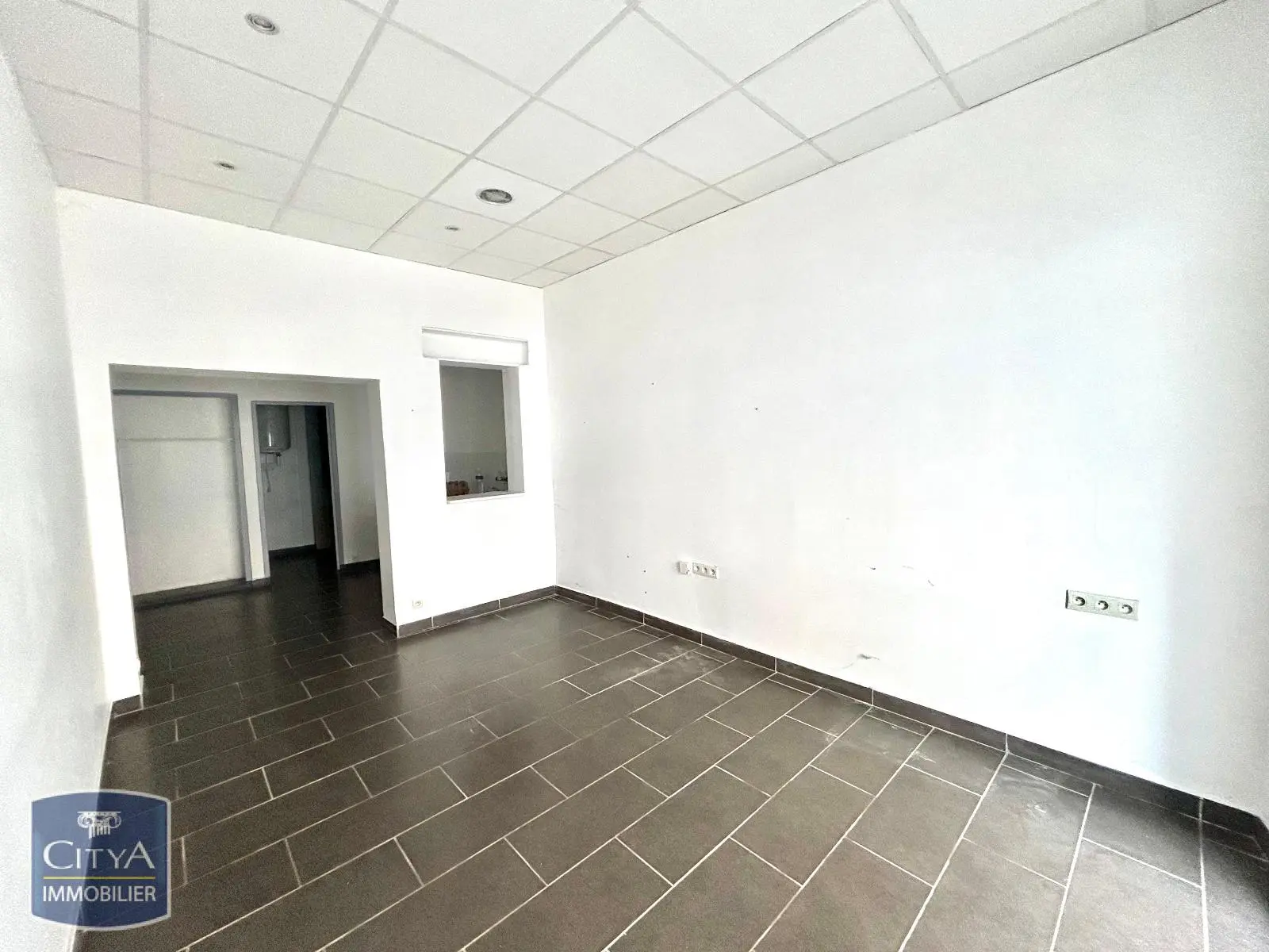 Photo 1 Local Commercial 30m²
