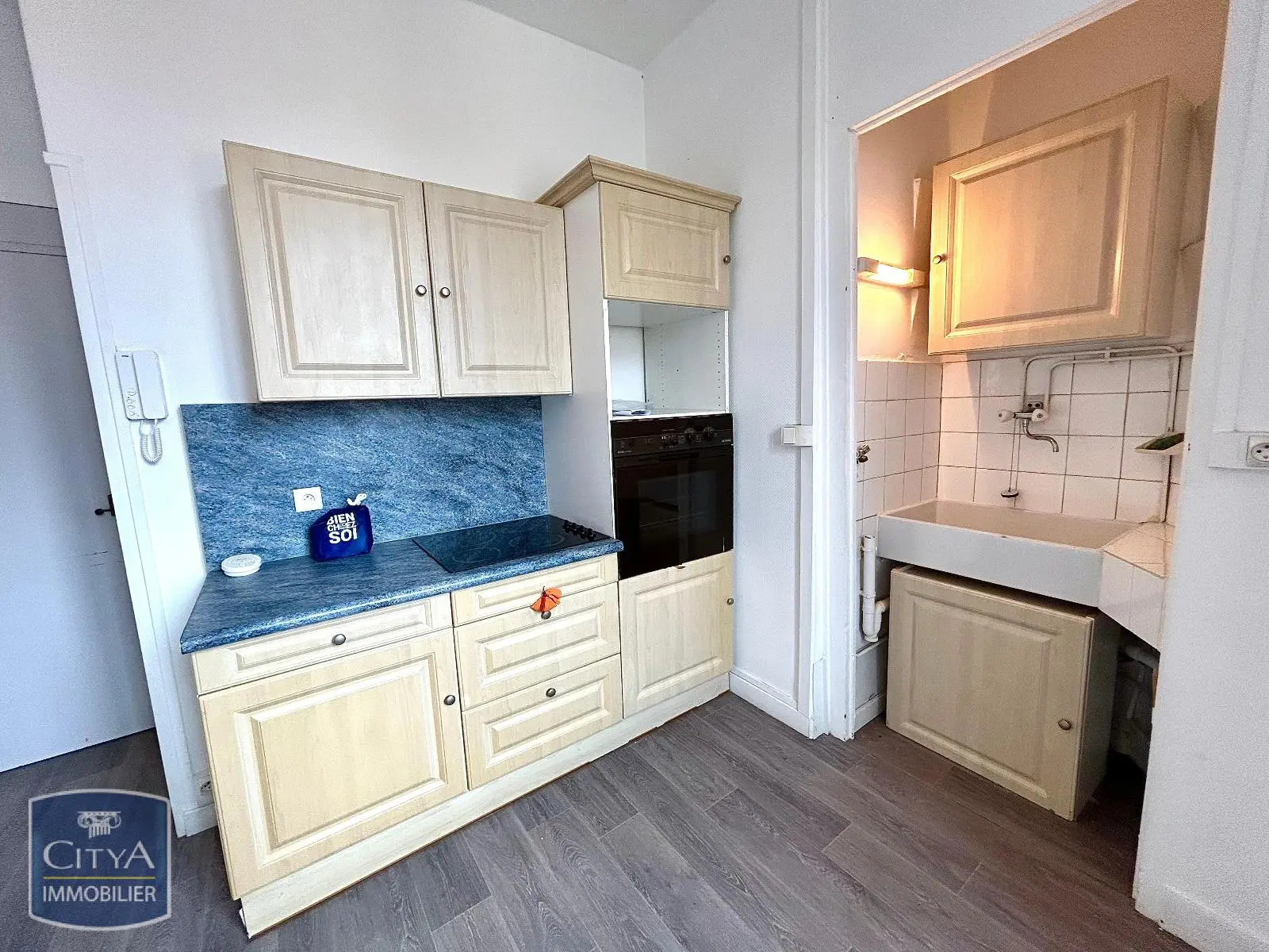 Photo 2 Appartement 1 pièce 33.17m²