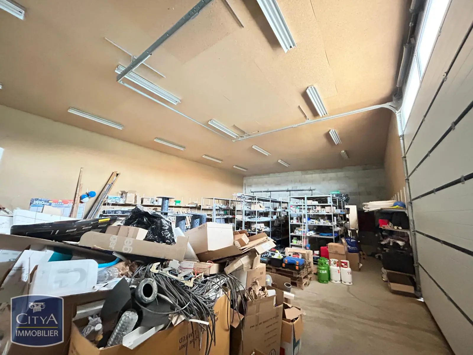 Photo 5 Local Commercial 200m²