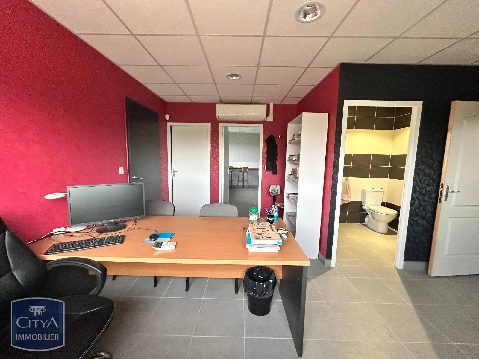 Photo 9 Local Commercial 200m²