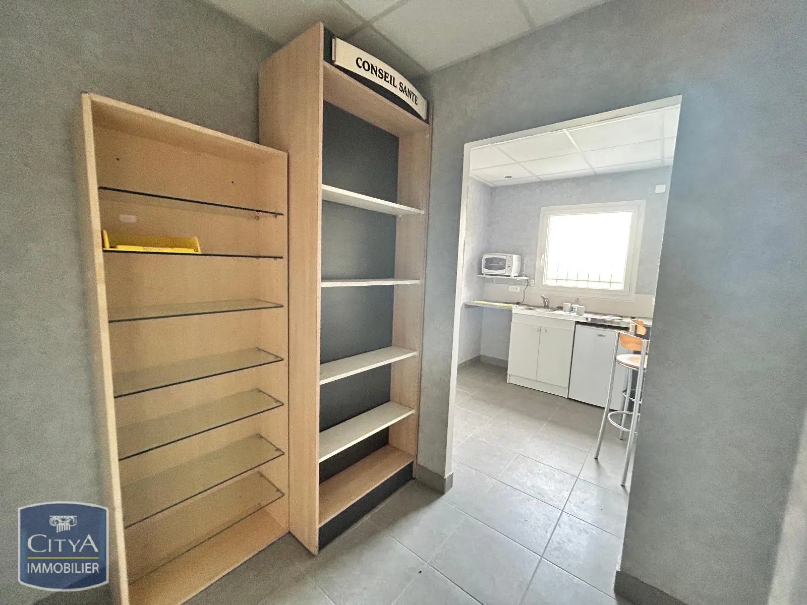 Photo 12 Local Commercial 200m²