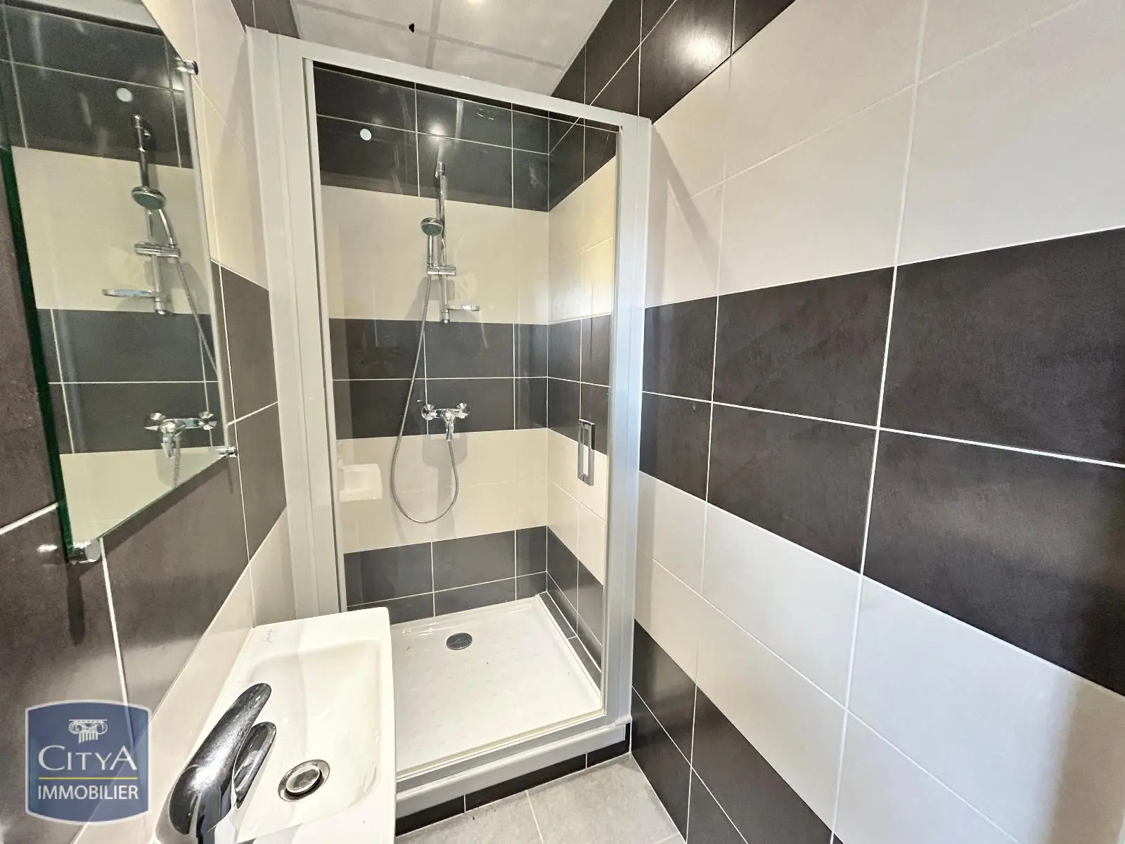 Photo 13 Local Commercial 200m²