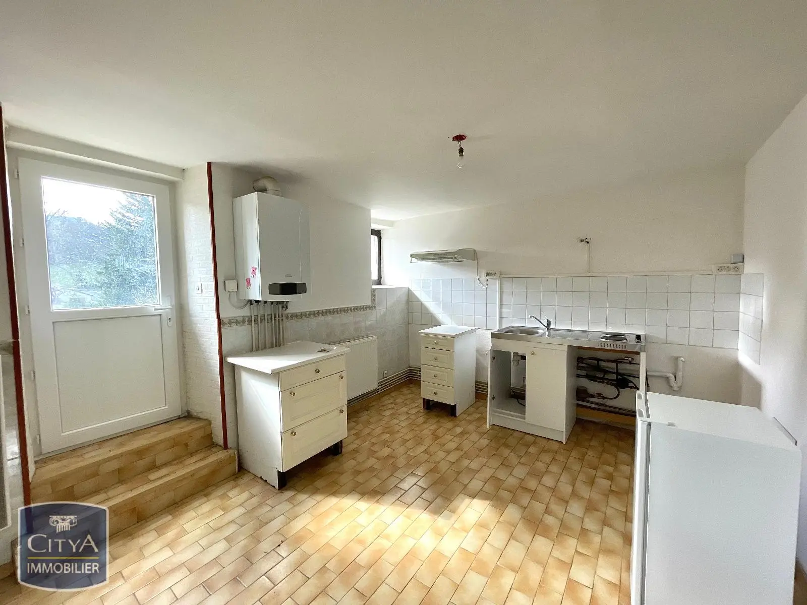Photo 1 Appartement 1 pièce 28.23m²