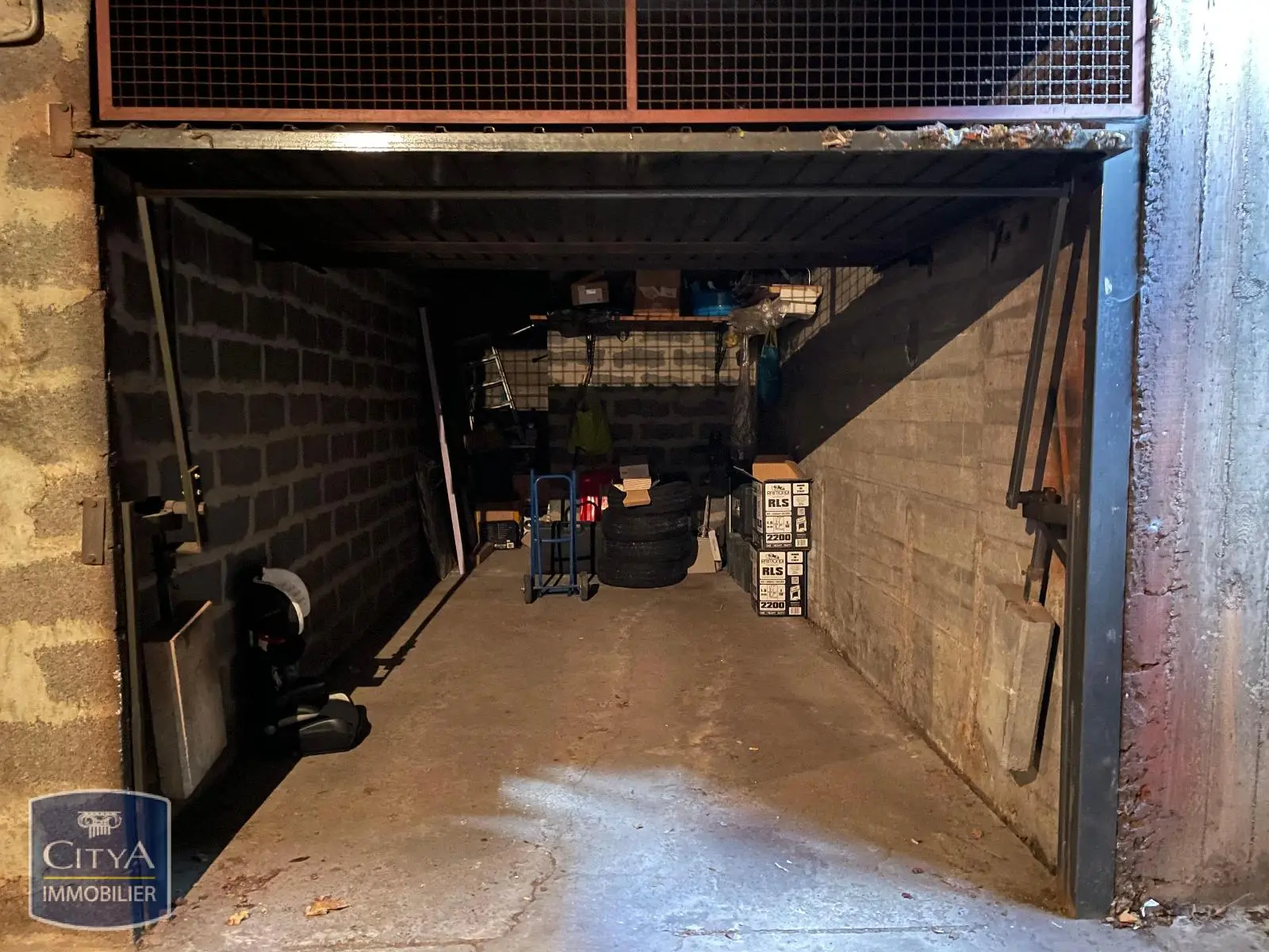 Photo 3 Parking 10m²