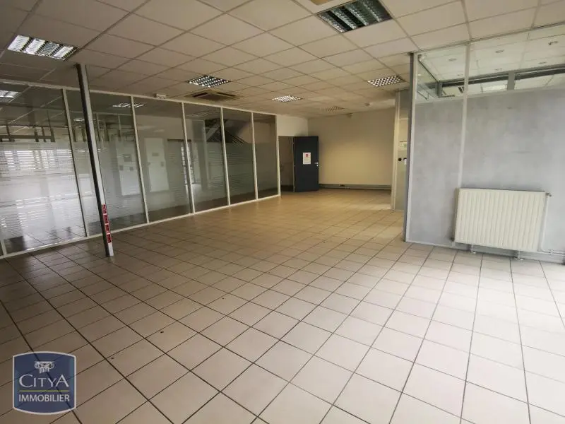 Photo 2 Local Commercial 336m²