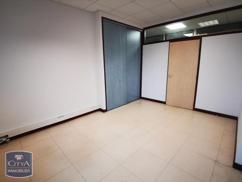 Photo Local Commercial 191.93m²