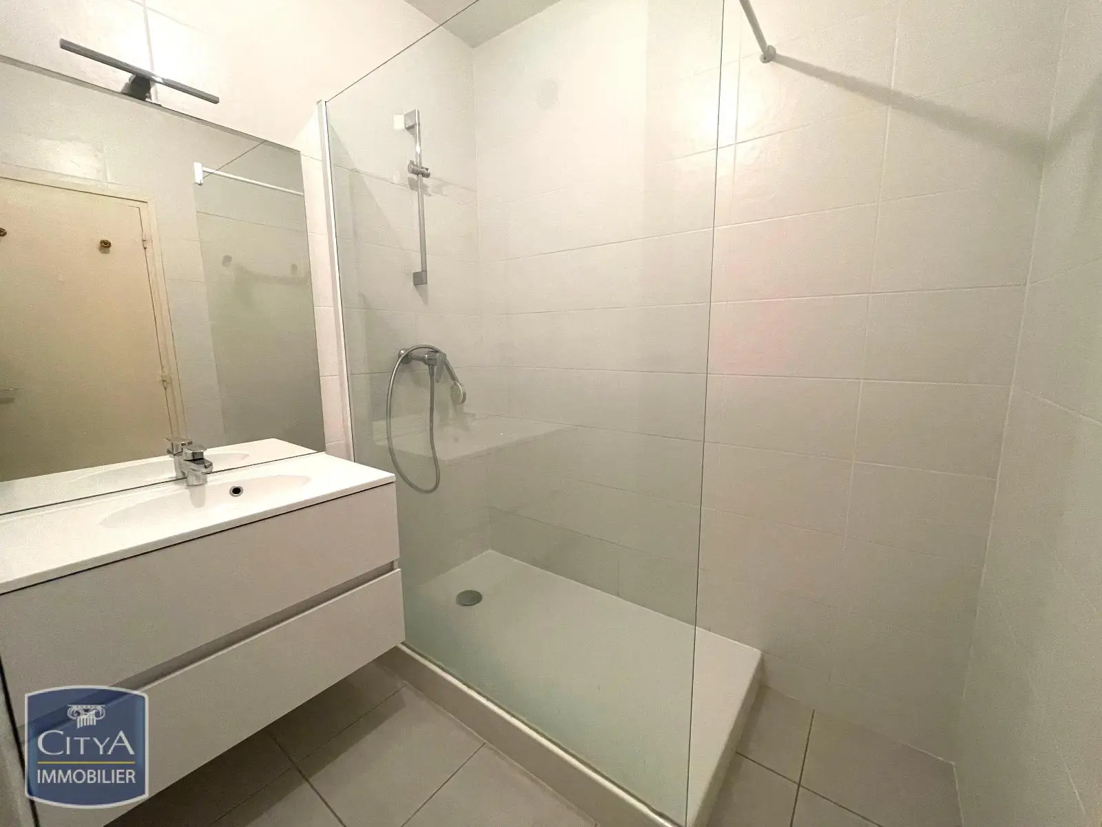 Photo 7 Appartement 2 pièces 74.5m²