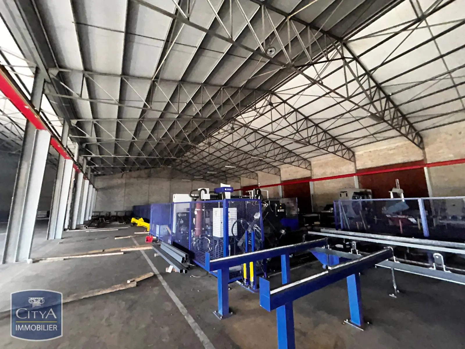 Photo 9 Local Commercial 3000m²