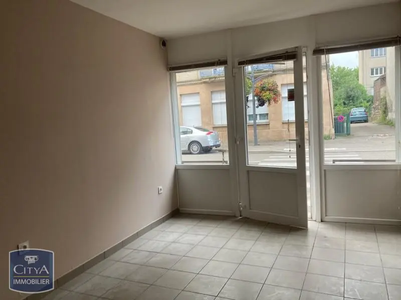 Photo 2 Local Professionnel 17.05m²