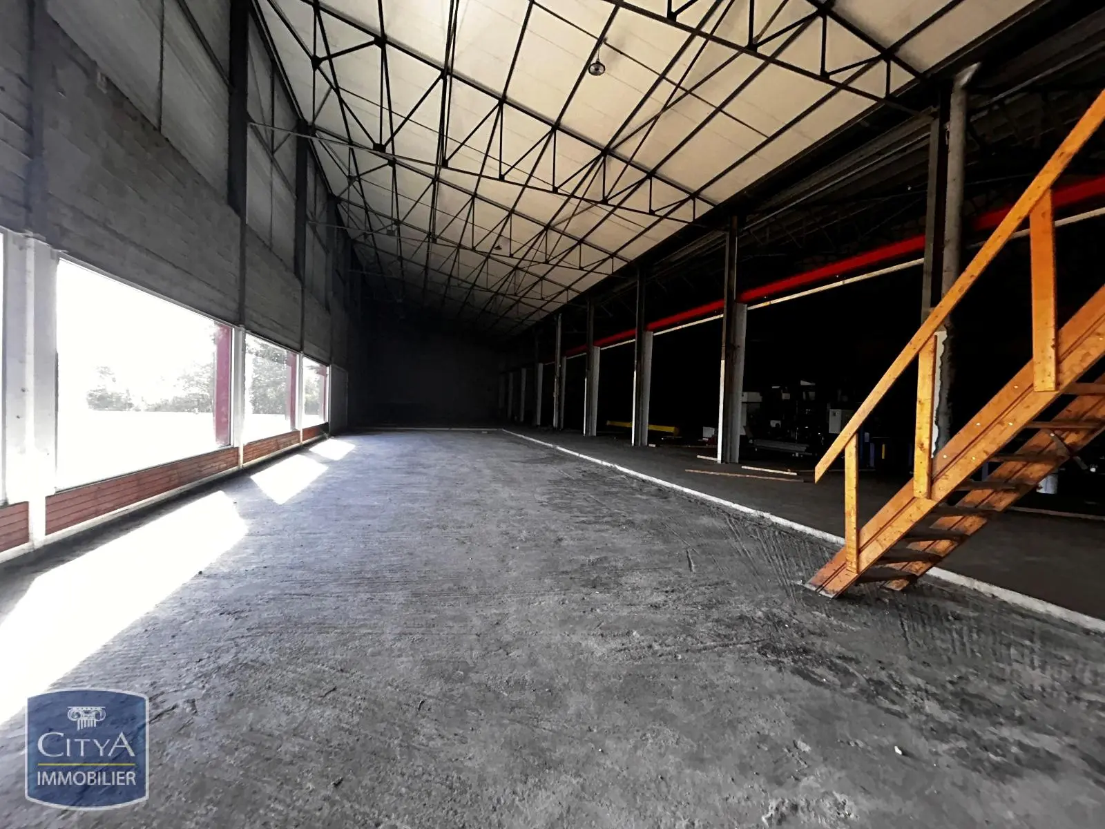 Photo 17 Local Commercial 3000m²