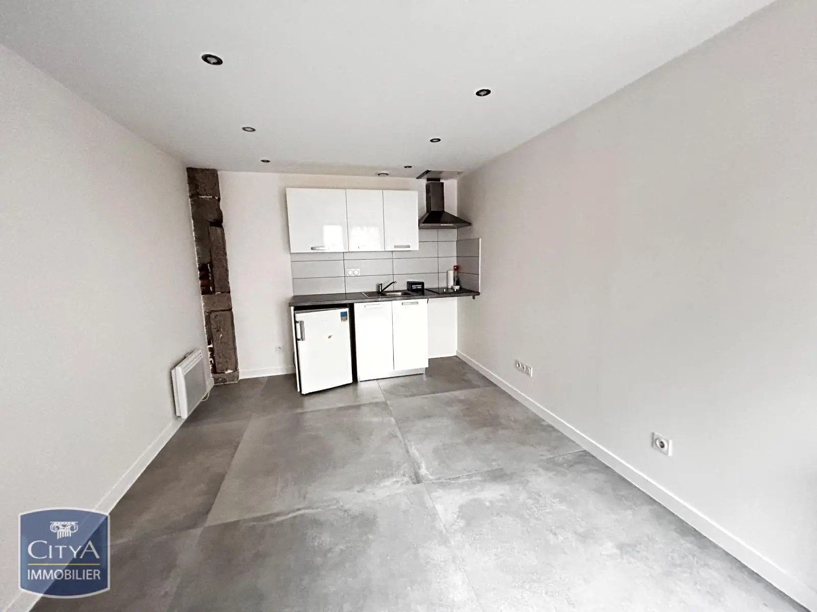 Photo 1 Appartement 1 pièce 24.6m²