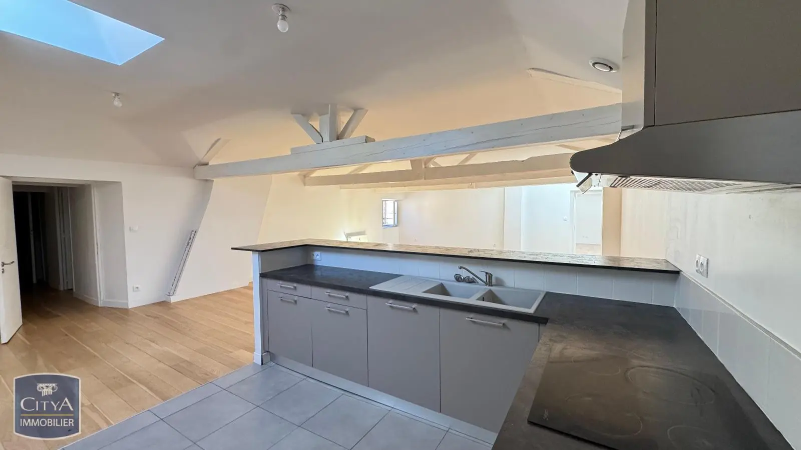 Photo 17 Appartement 4 pièces 143.2m²