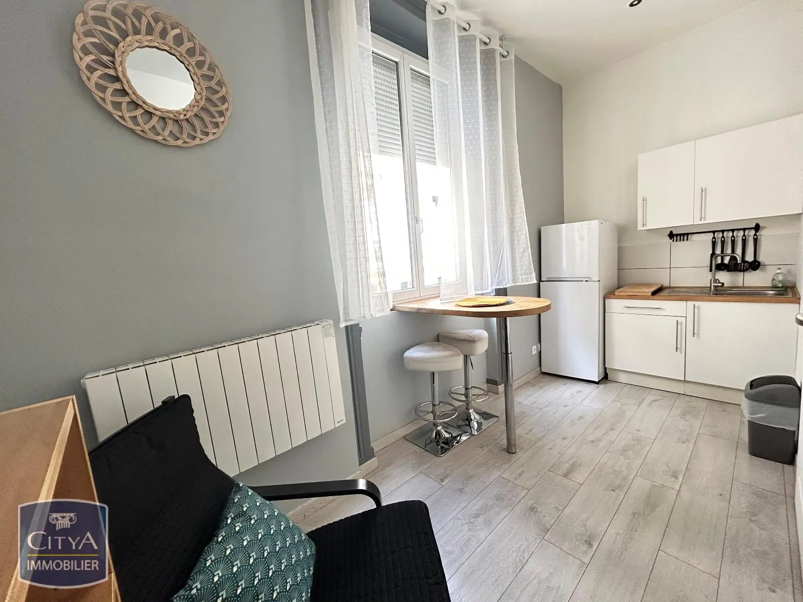 Photo 1 Appartement 1 pièce 21.82m²