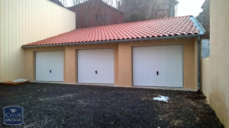 Photo 1 Parking 18m²