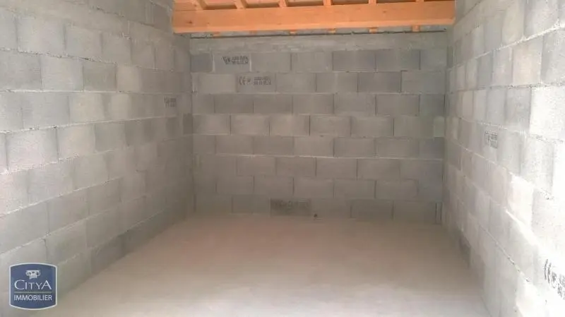 Photo 2 Parking 18m²