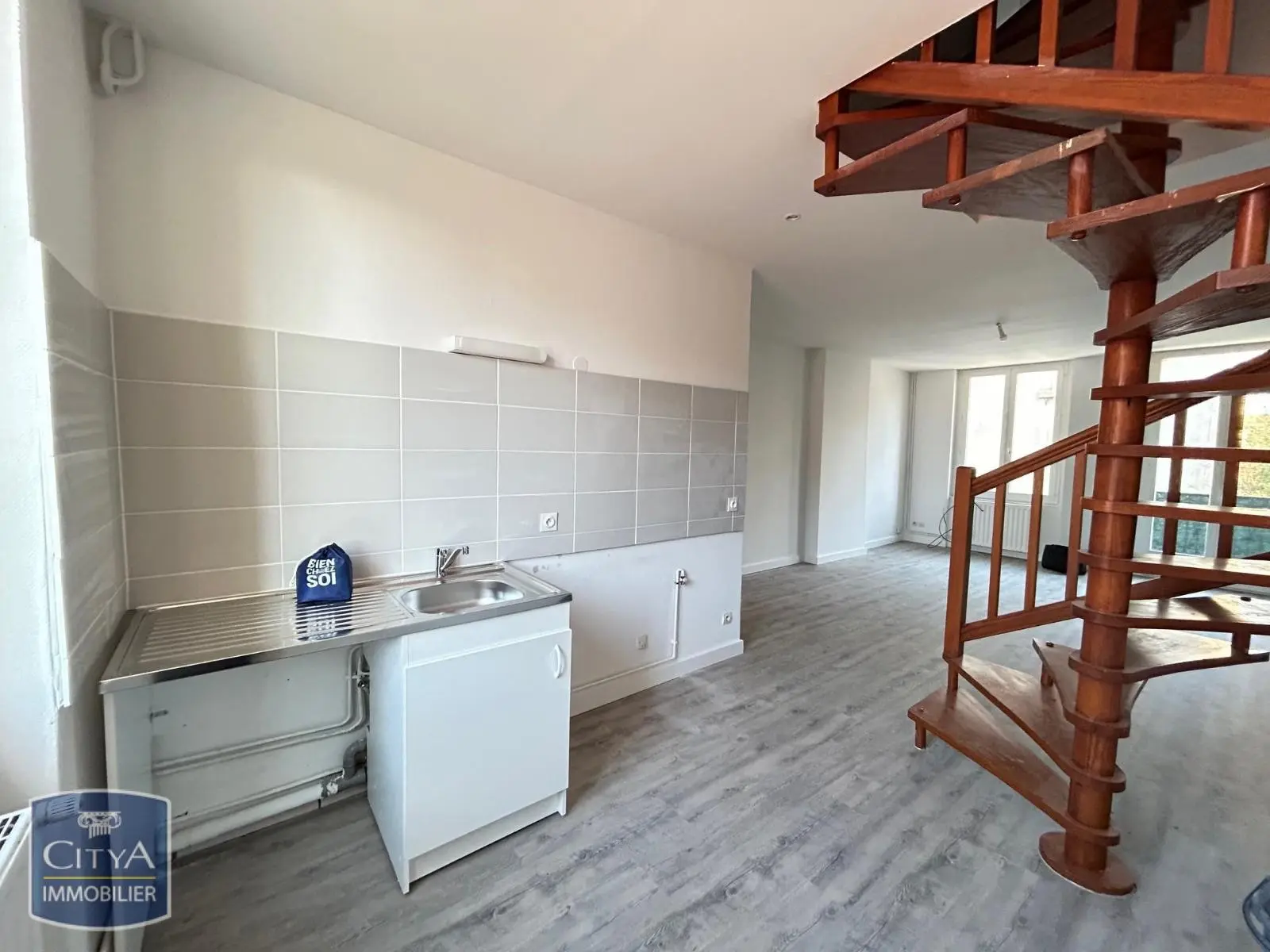 Photo 2 Appartement 3 pièces 51.77m²