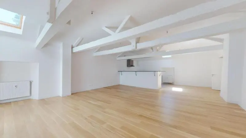 Photo 1 Appartement 4 pièces 143.2m²