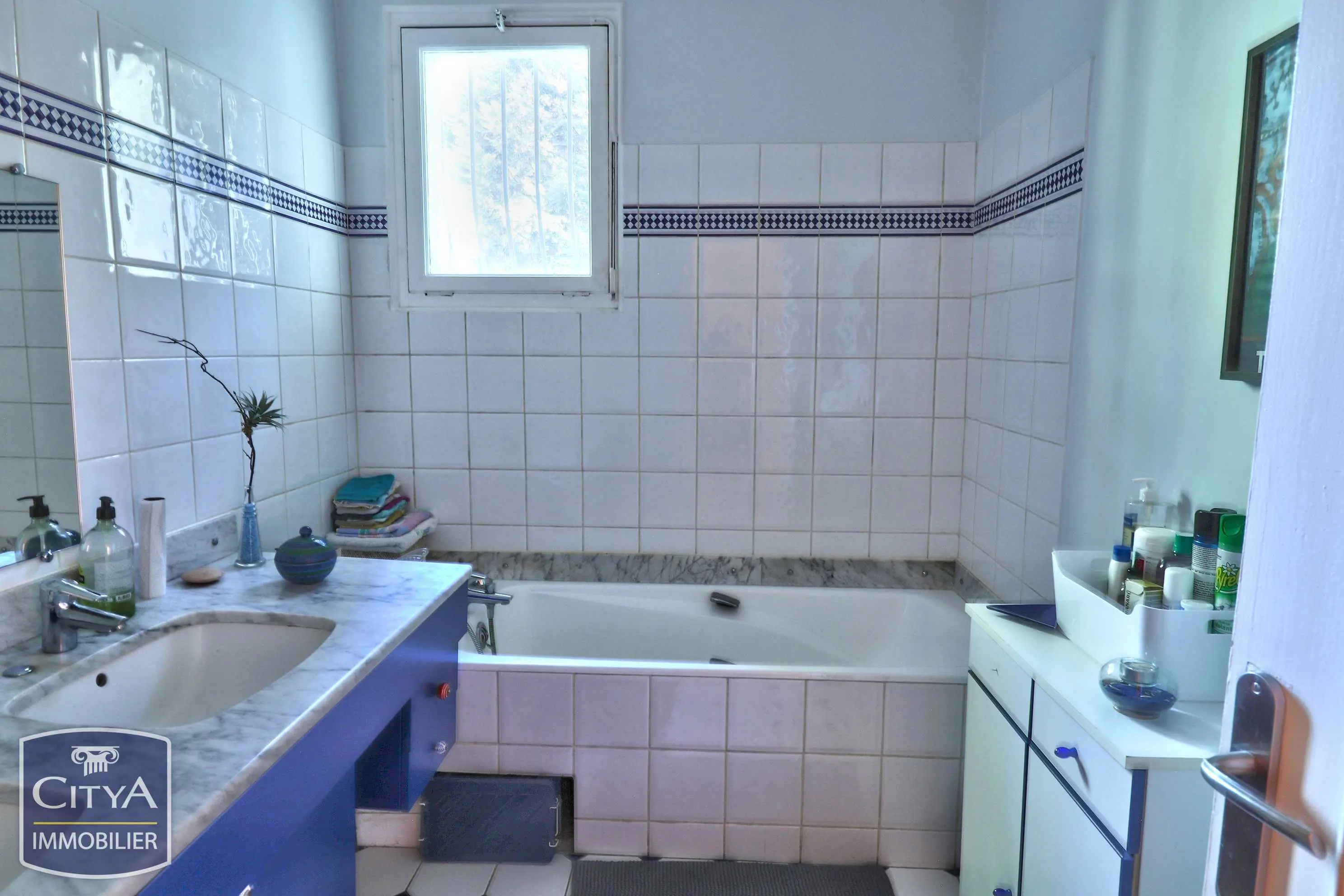 Photo 10 Maison 8 pièces 216.91m²