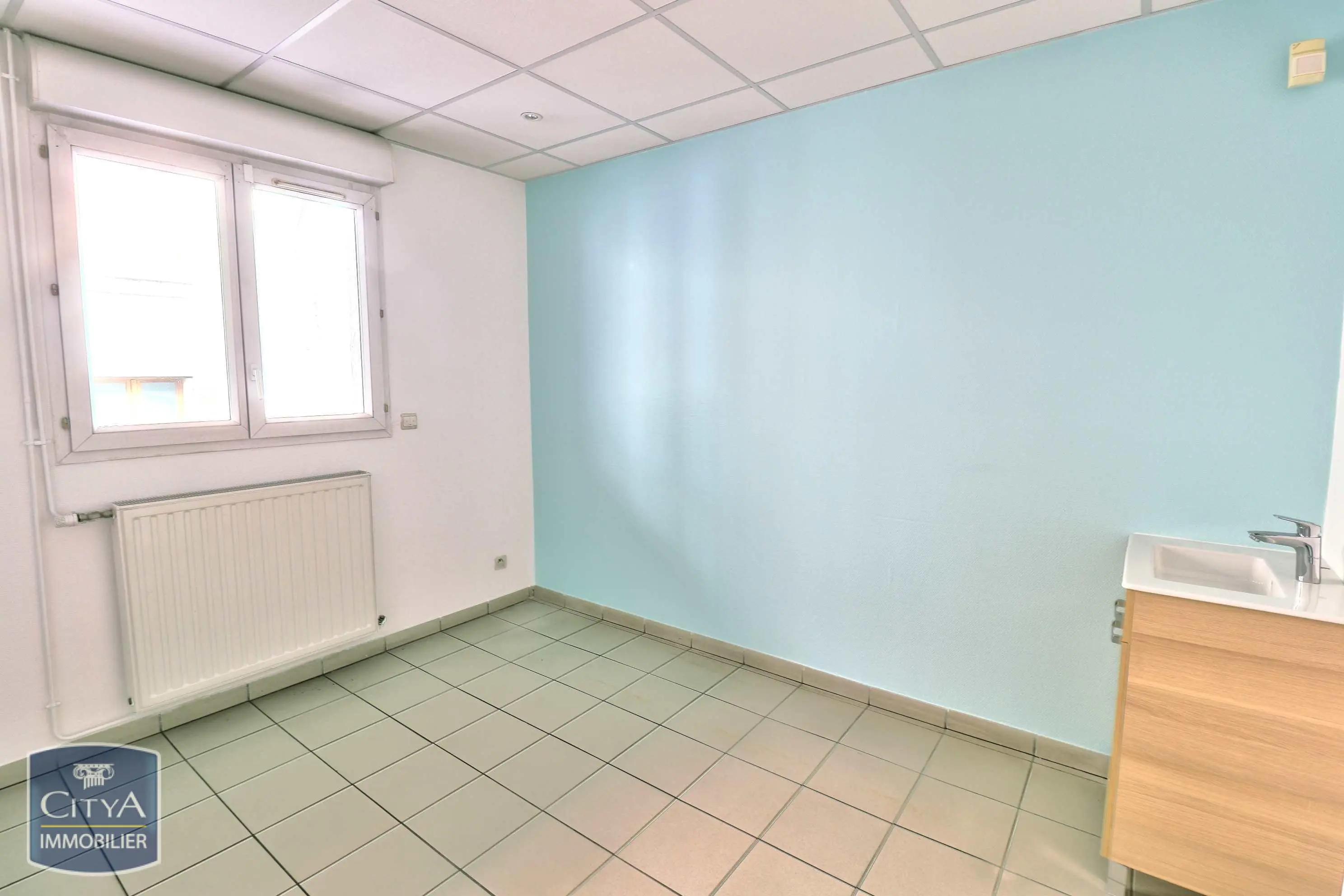 Photo 10 Local Professionnel 64.82m²
