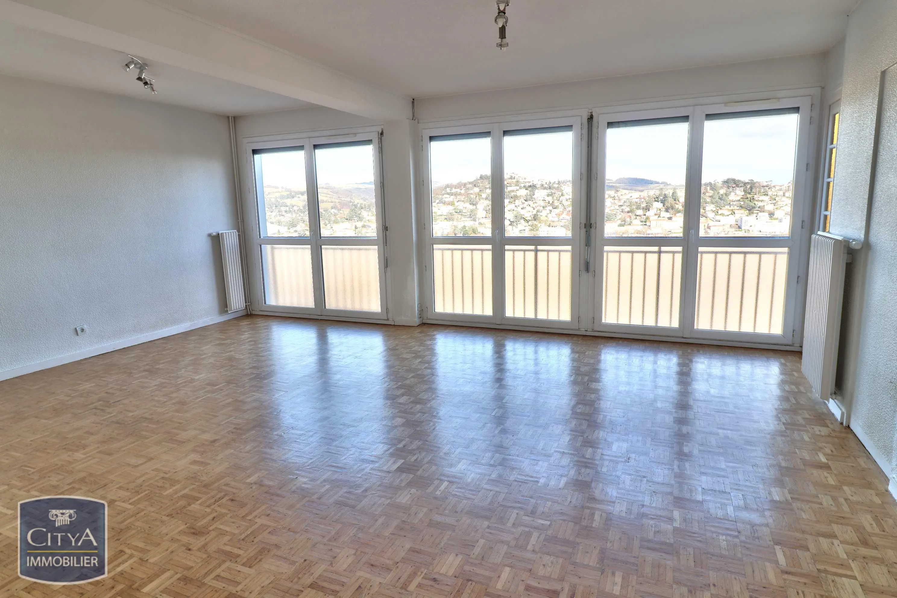 Photo 1 Appartement 3 pièces 83.35m²