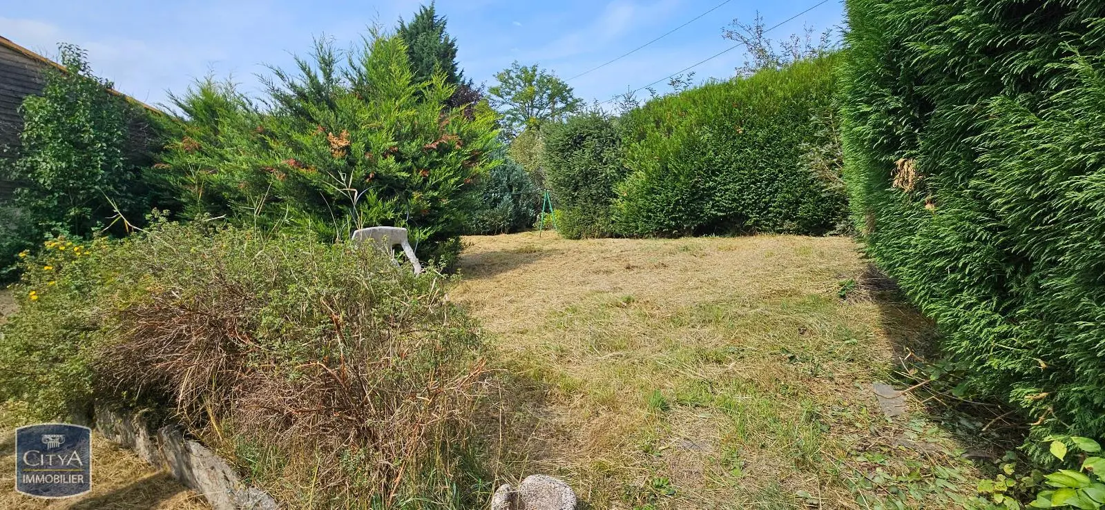 Photo 2 Immeuble 250m²