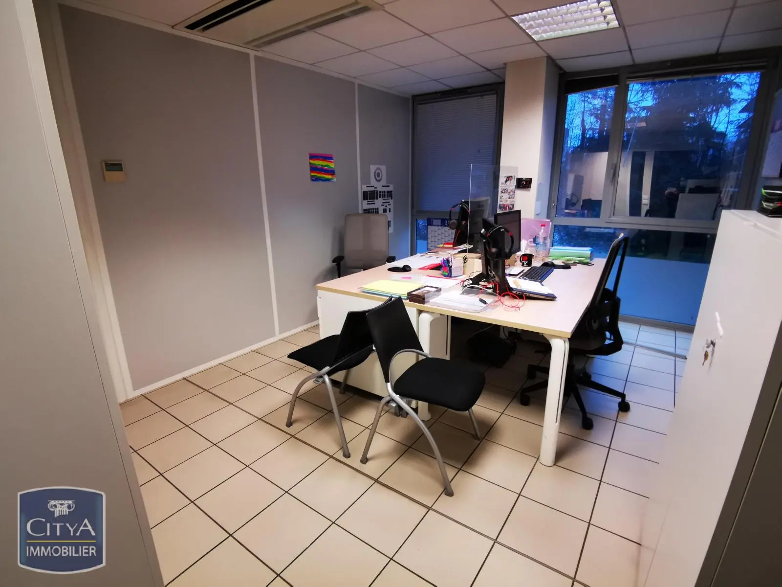 Photo 15 Local Professionnel 80 pièces 2414m²