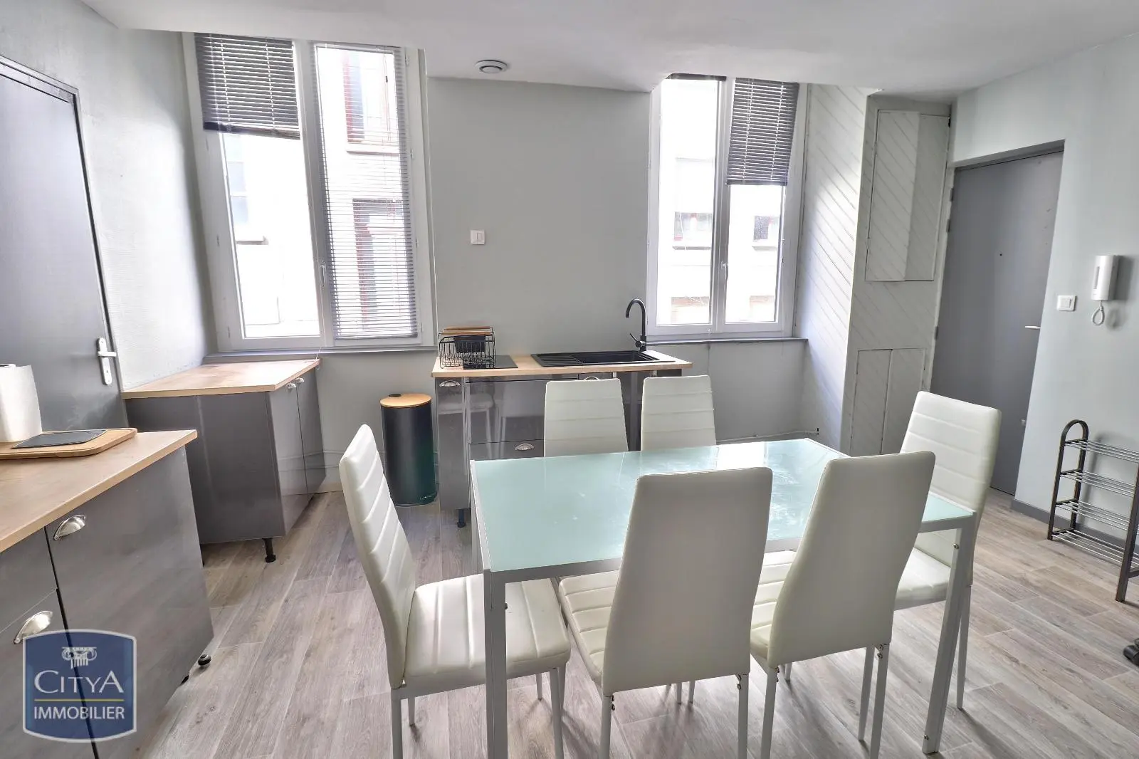 Photo 2 Appartement 2 pièces 31.58m²