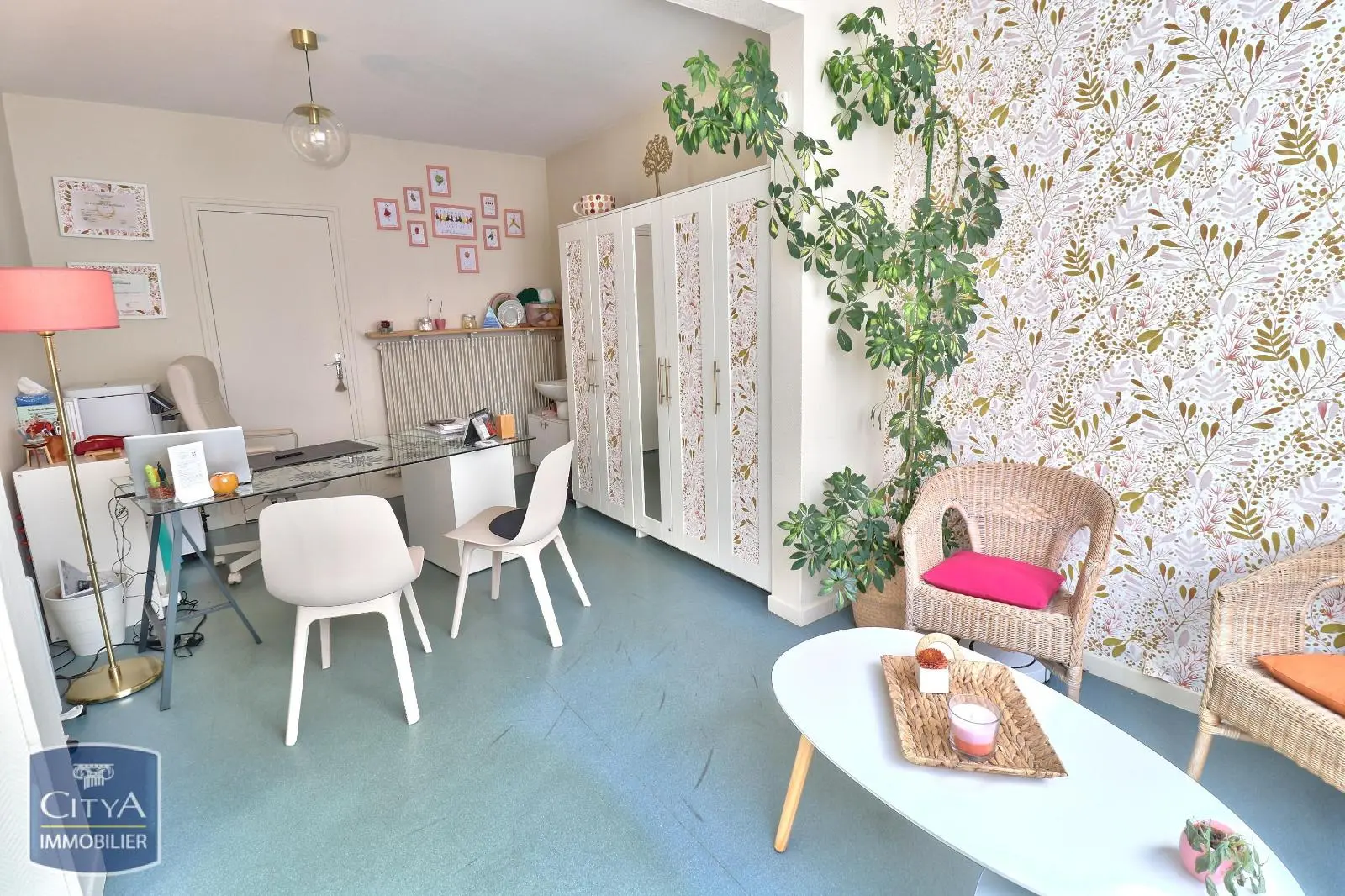Photo 1 Local Professionnel 3 pièces 65.78m²