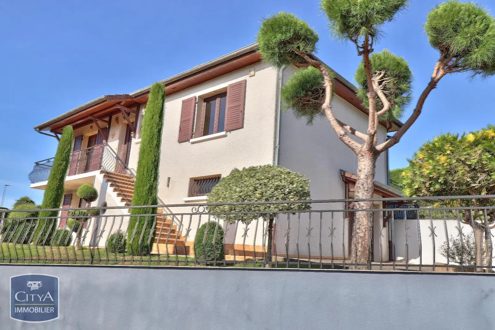 Photo 1 Maison 4 pièces 73m²