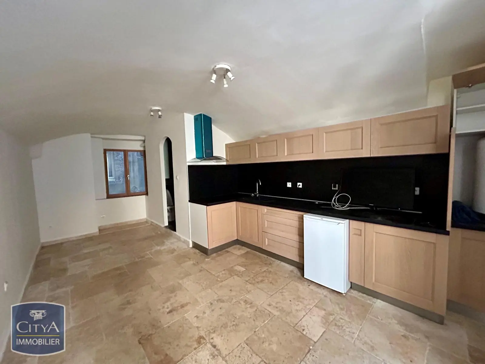 Photo 1 Appartement 1 pièce 21.27m²