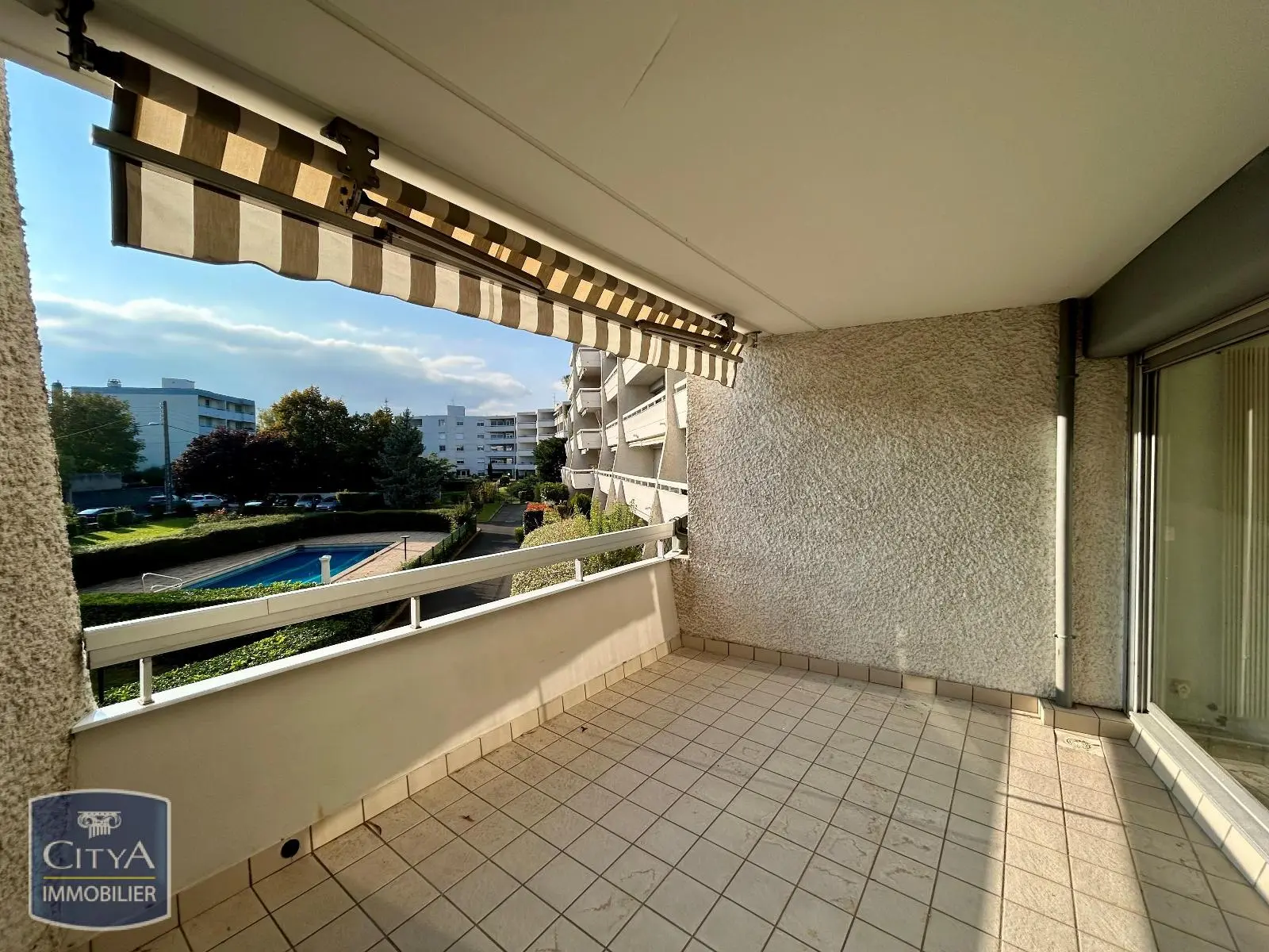 Photo 1 Appartement 4 pièces 101.04m²