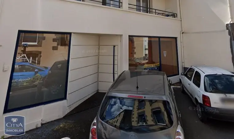 Photo 1 Local Professionnel 6 pièces 100m²