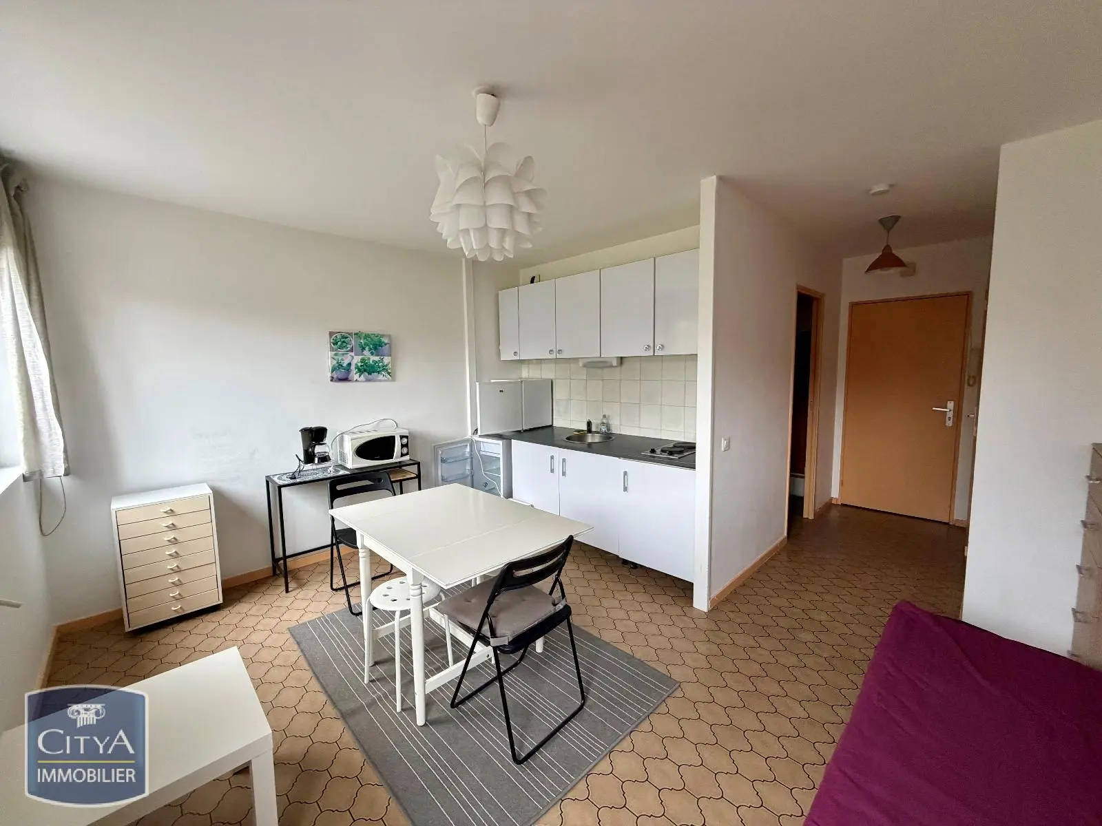 Photo 2 Appartement 1 pièce 24.2m²