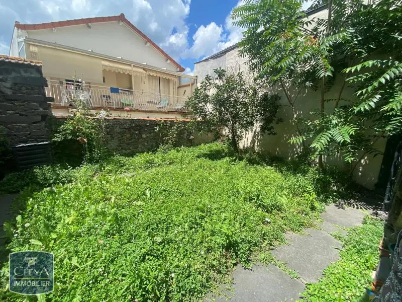 Photo 1 Maison 6 pièces 147.24m²