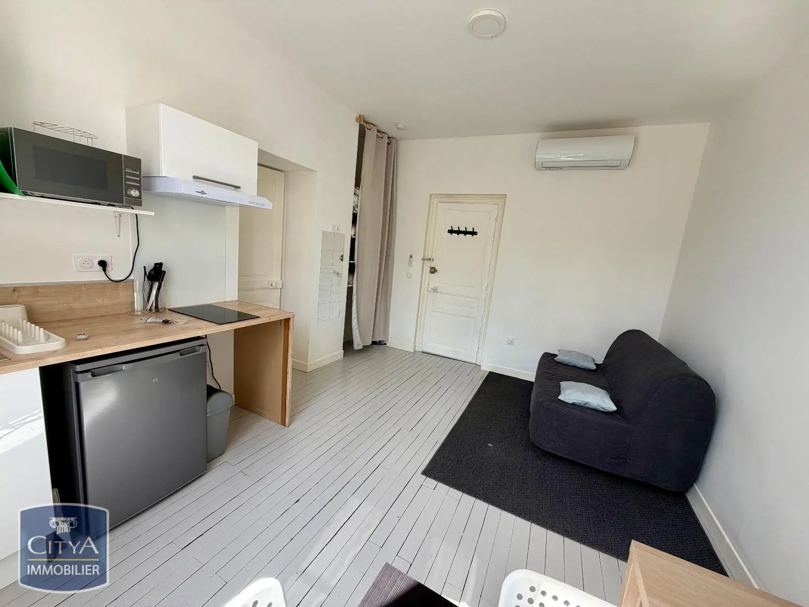 Photo 1 Appartement 1 pièce 18.05m²