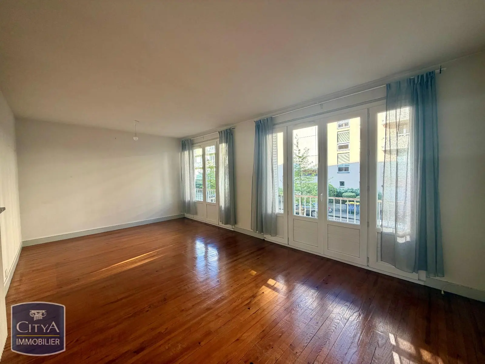 Photo 2 Appartement 4 pièces 84.96m²