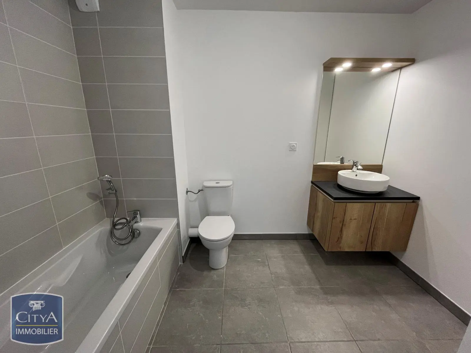 Photo 4 Appartement 2 pièces 41.69m²