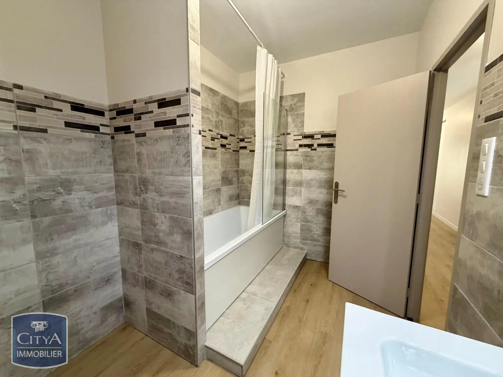 Photo 3 Appartement 4 pièces 86.73m²