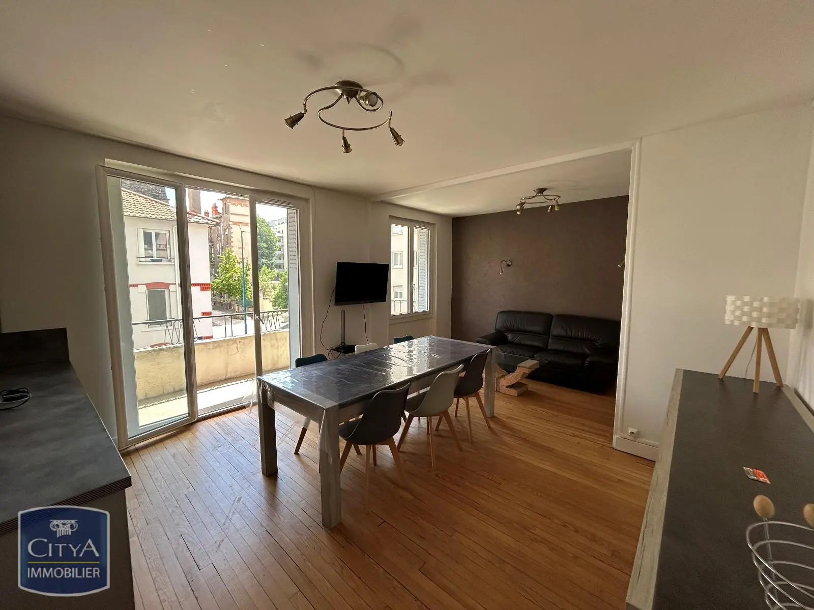 Photo 1 Appartement 4 pièces 80.87m²