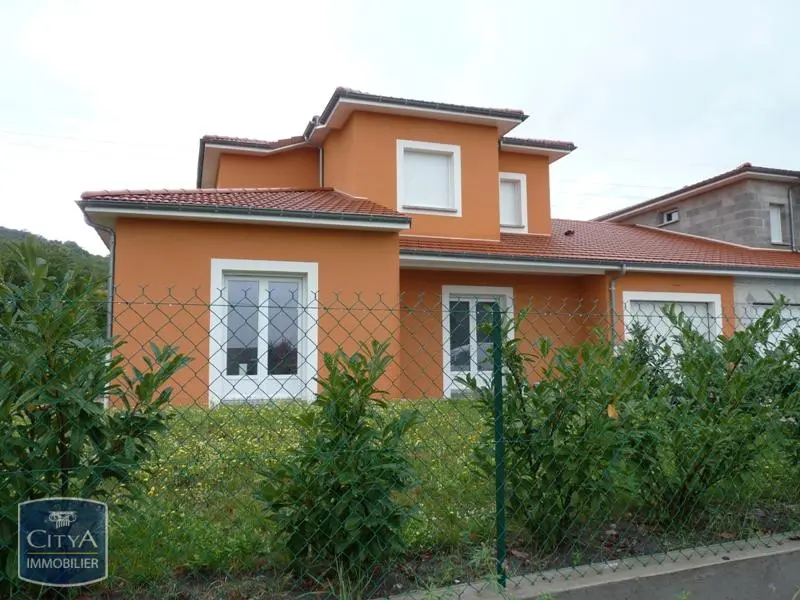 Photo 1 Maison 5 pièces 140.48m²