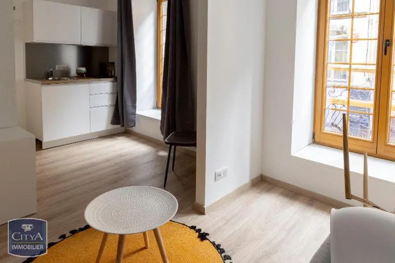 Photo 1 Appartement 1 pièce 17.2m²