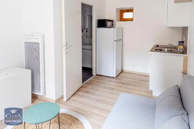 Photo 1 Appartement 1 pièce 14.62m²