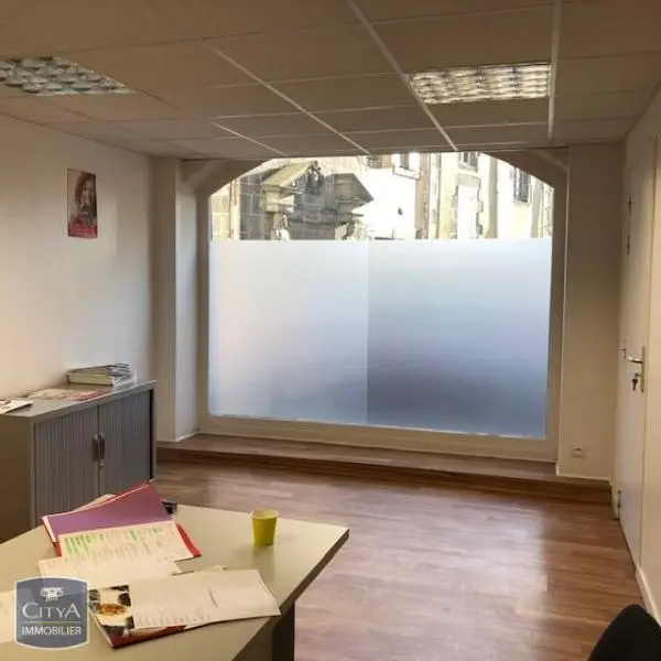 Photo 6 Local Commercial