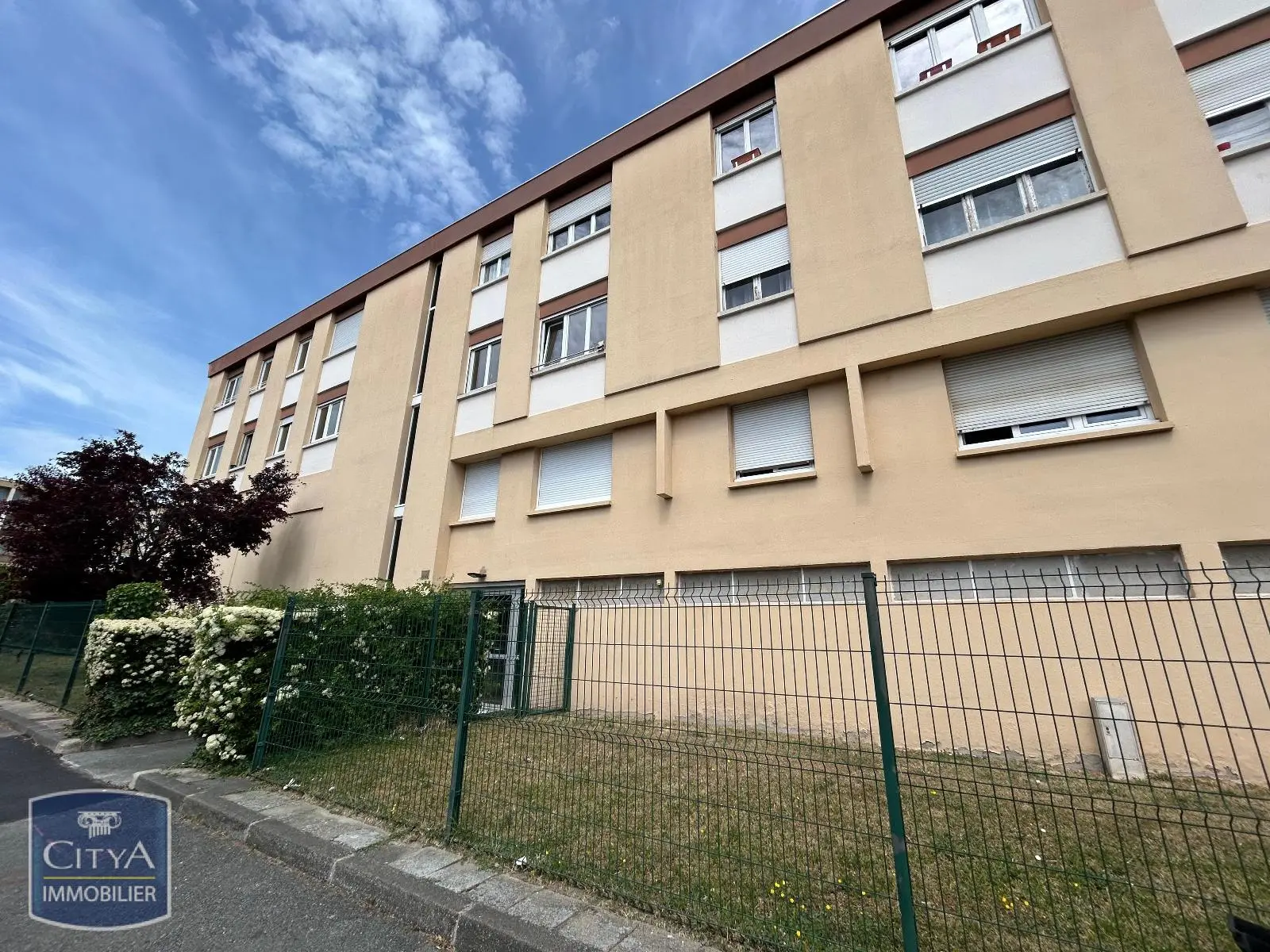 Photo 1 Appartement 1 pièce 29.44m²