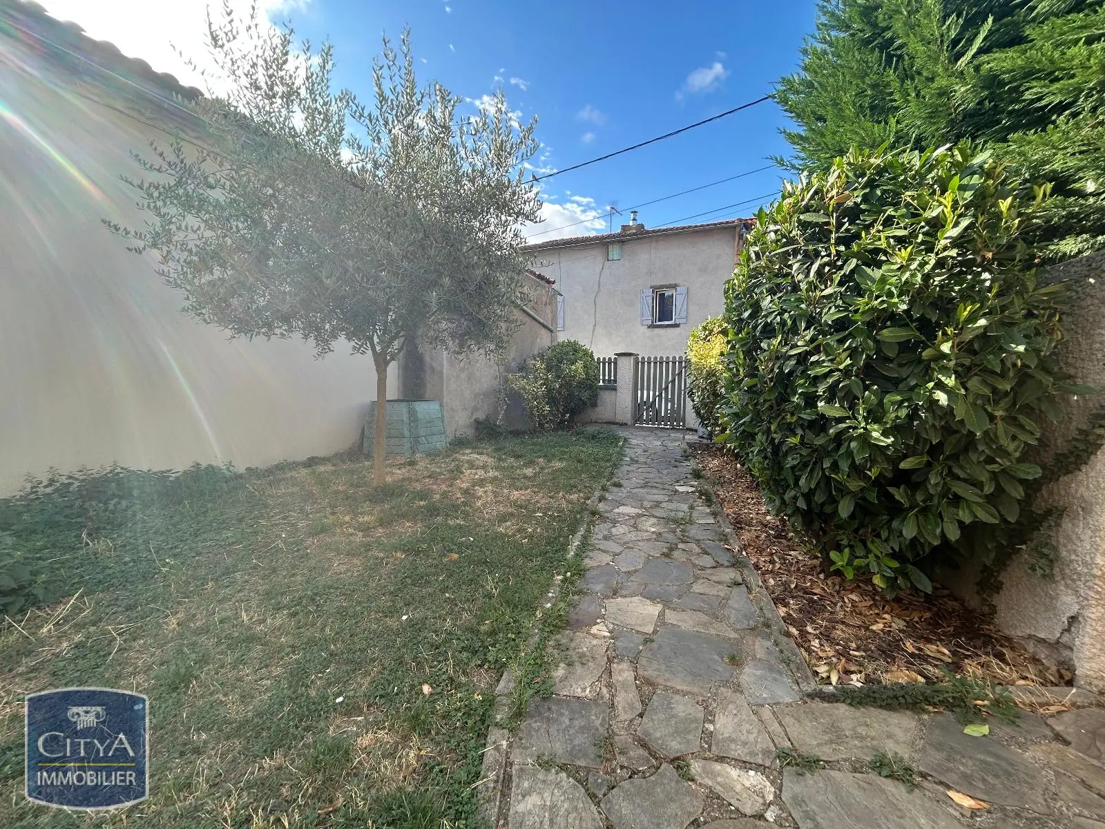Photo 1 Maison 4 pièces 104.33m²