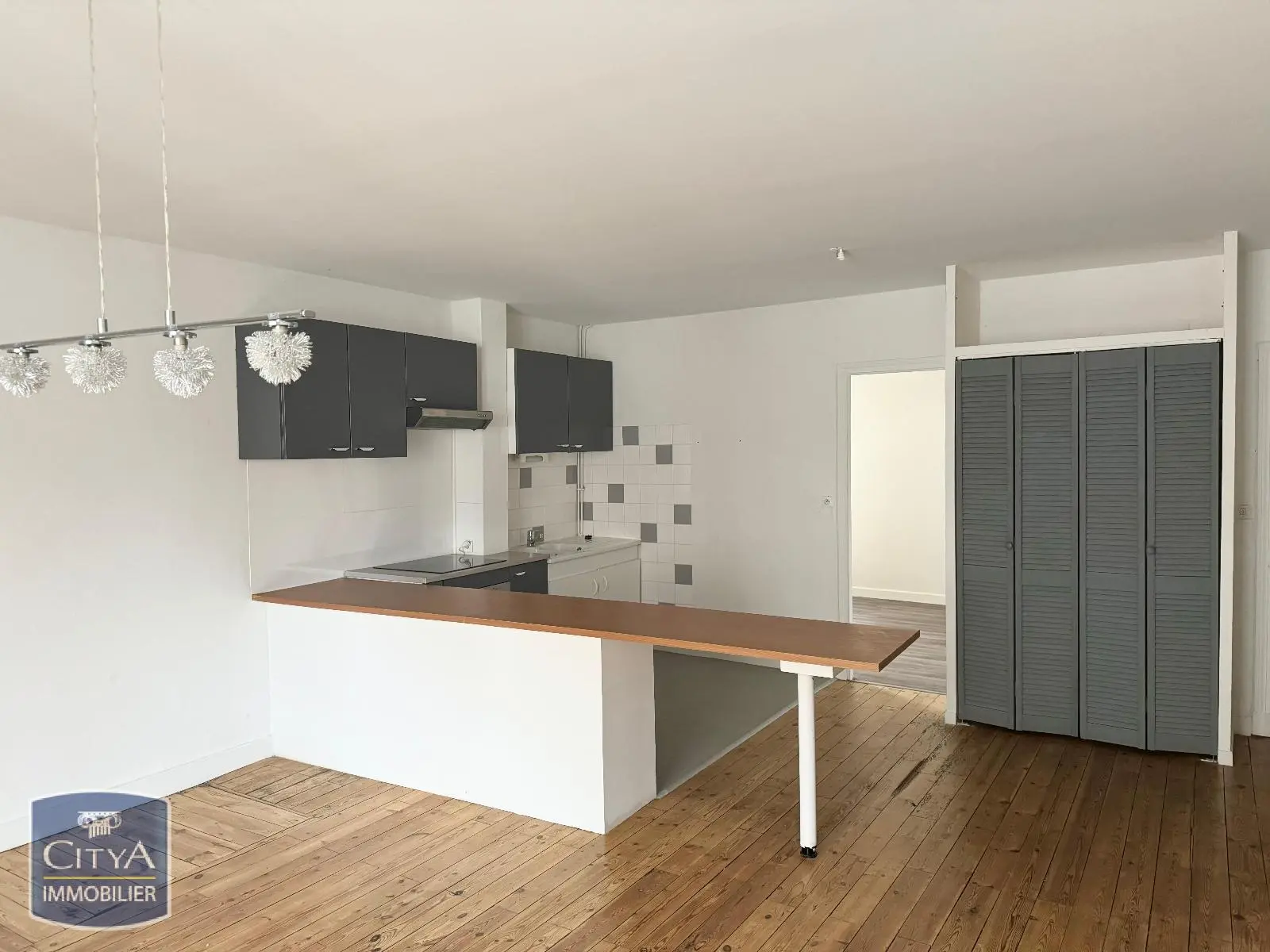 Photo 2 Appartement 2 pièces 55.98m²